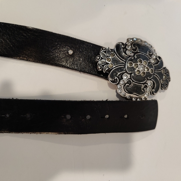 Landes Signature Embellished Buckle Leather Belt main image 8